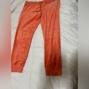 Juicy couture pants in orange size xL